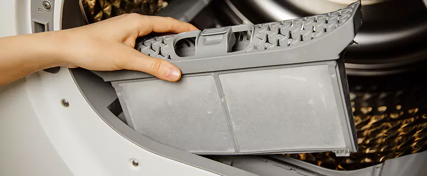 Signs Of A Clogged Dryer Lint Trap in Warwick, Rhode Island